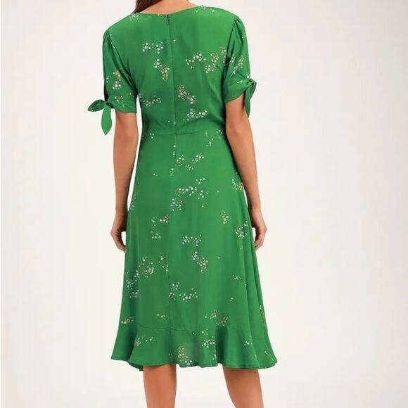 Faithfull the Brand Emilia Green Floral Print
Midi Dress Size 2 - Picture 10 of 13